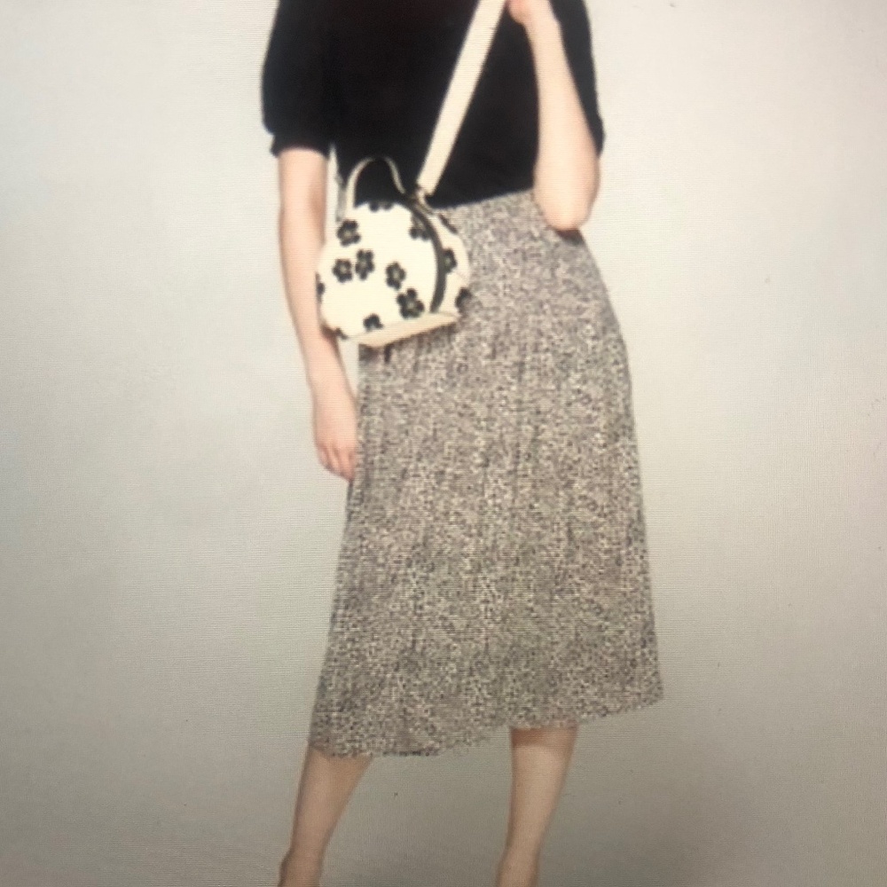 Elegant Black and White Patterned Skirt